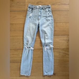 Abercrombie Women’s High Rise Skinny Jean